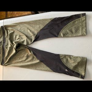 Lululemon run inspire Capri